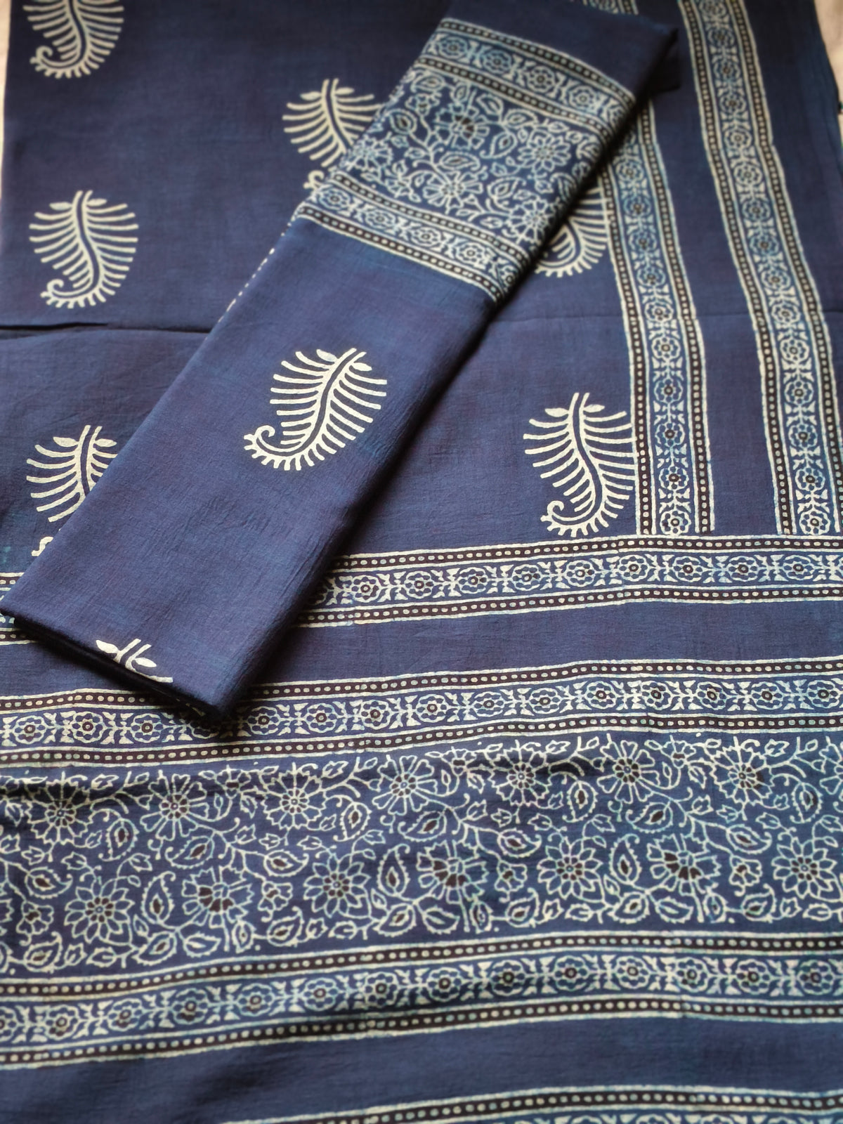 Lawn Shirt Dupatta