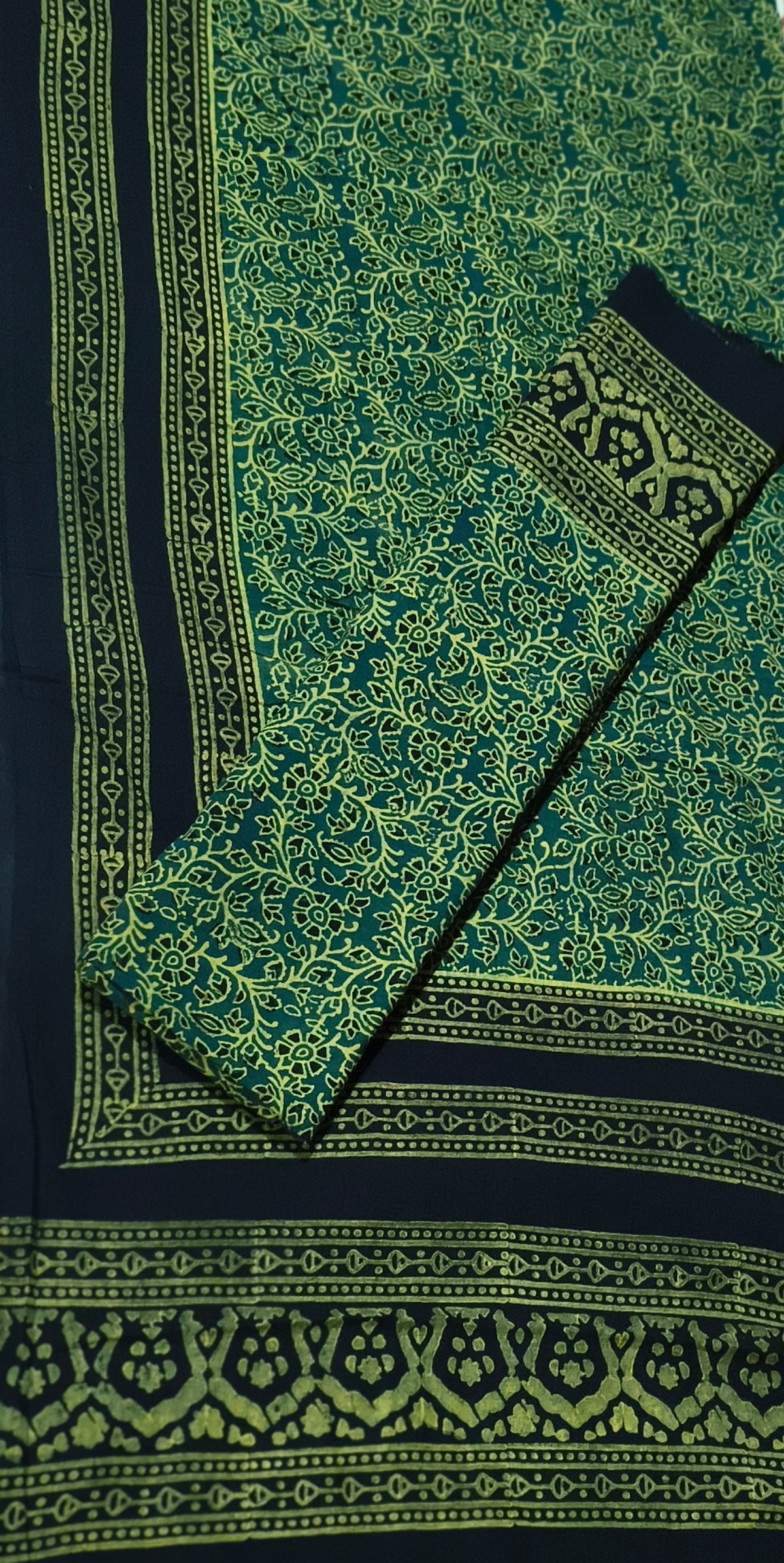 Green💚 Black🖤