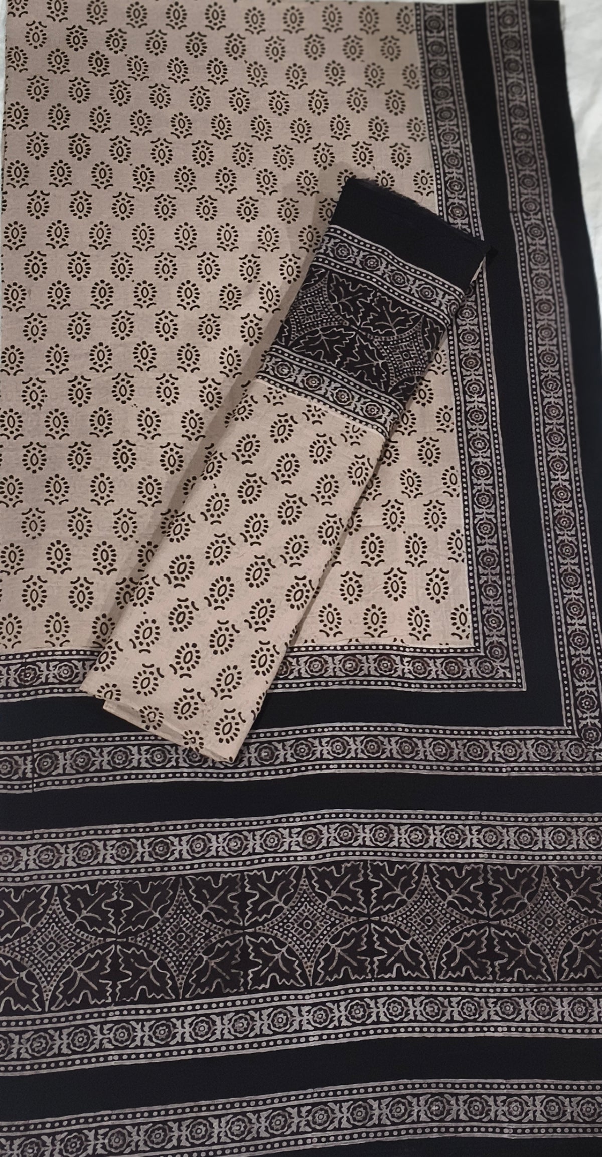 New Arrival Lawn Shirt Dupatta