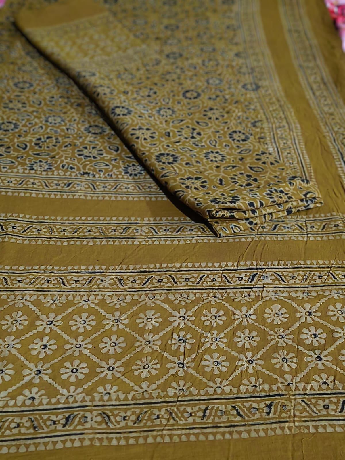 Mustard colour made from Onion peels 🧅 Lawn Shirt Dupatta